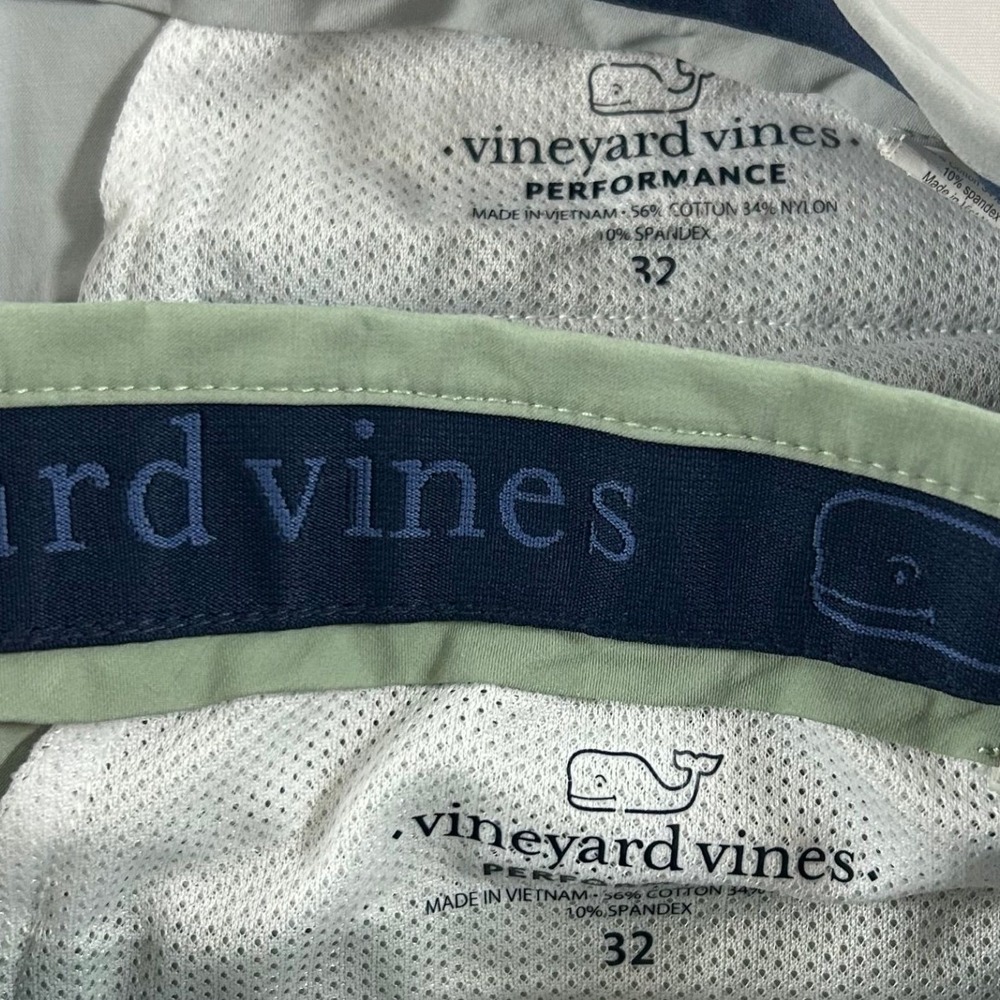 Vineyard Vines Performance Shorts Men 32 Green Grey Stretch Golf Chino Lot of 2 - Picture 2 of 16